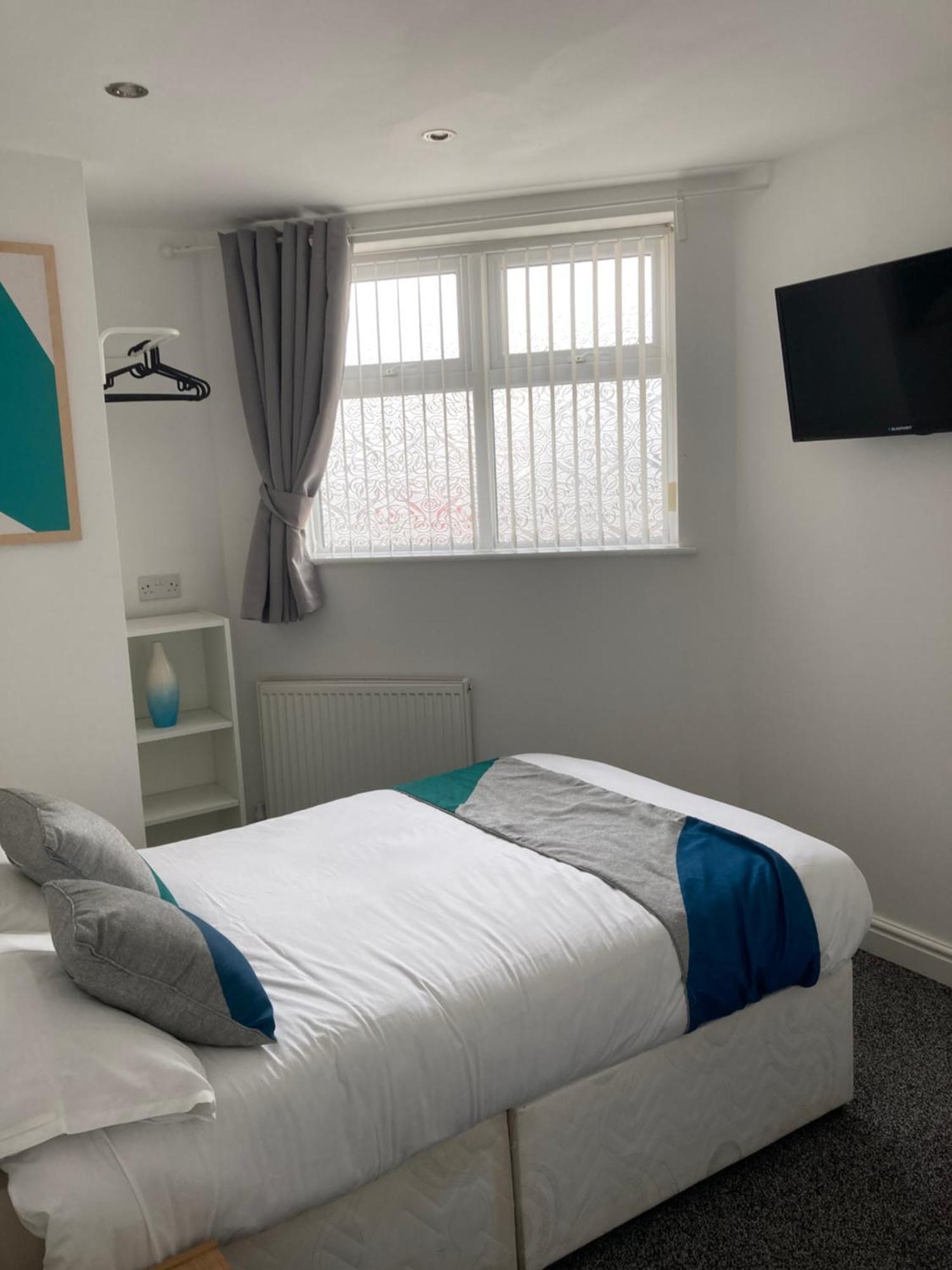 Palatine Aparthotel 3*